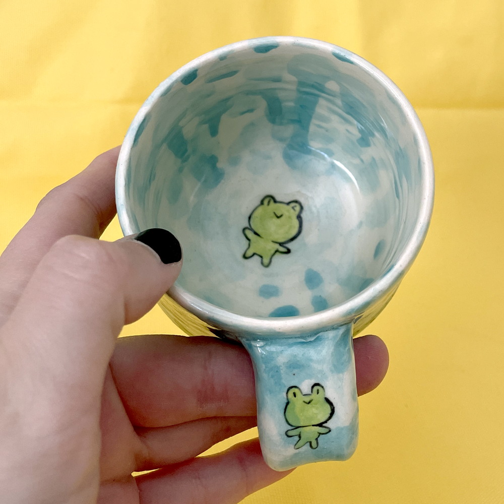 PREORDER: Froggy Handmade Ceramic Mug//clay Mug Handmade,handmade Coffee Mug ,aesthetic Mug,modern Coffee Mug,frog Mug,cute Mug, Funky Mug 